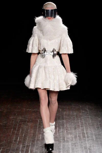 Look 6